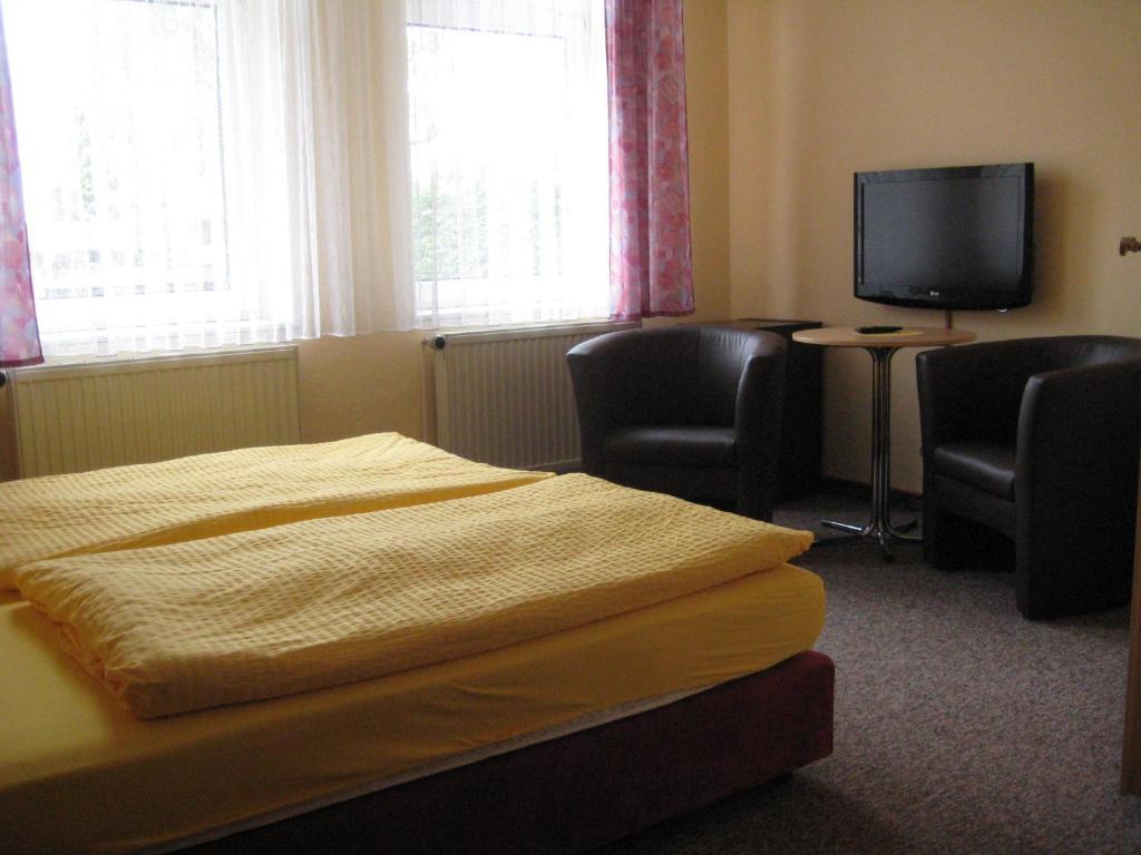 Hotel Gesellschaftshaus Bergen Auf Rugen Oda fotoğraf